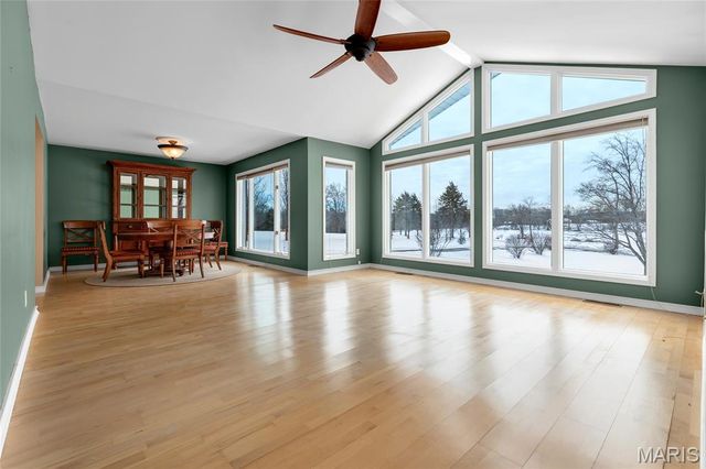 22121 Glen Ellen Cove, Warrenton, MO 63383