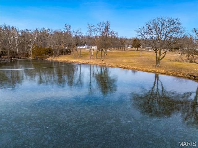 22121 Glen Ellen Cove, Warrenton, MO 63383