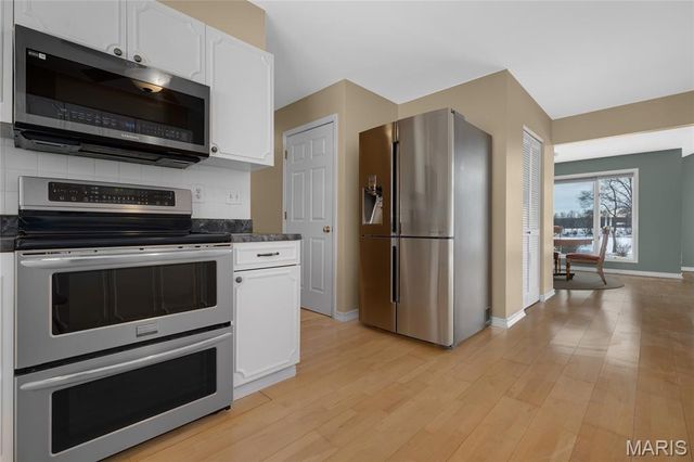 22121 Glen Ellen Cove, Warrenton, MO 63383