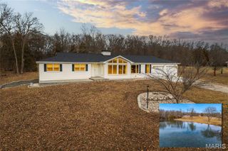 22121 Glen Ellen Cove, Warrenton, MO 63383