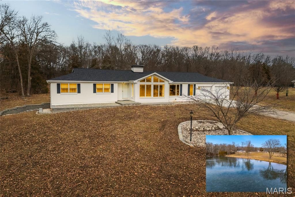 22121 Glen Ellen Cove, Warrenton, MO 63383