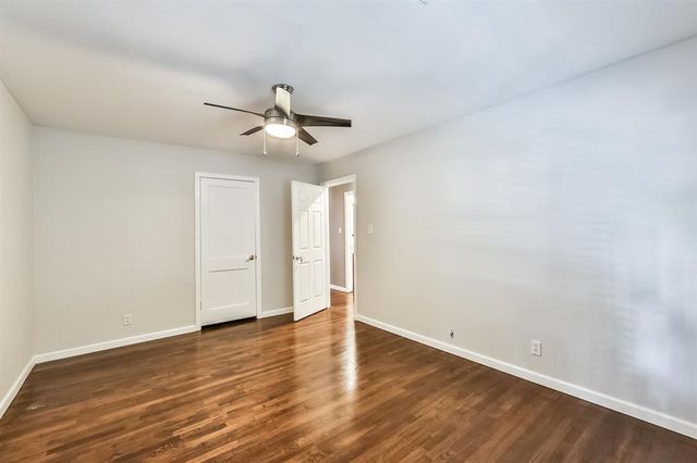 6530 Westview Drive, Houston, TX 77055