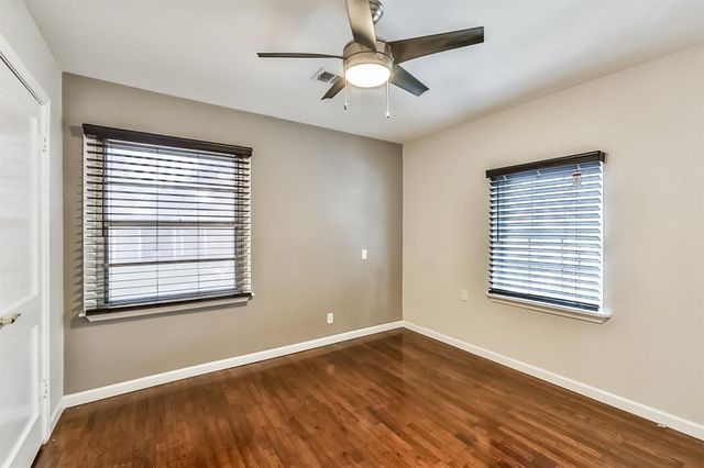 6530 Westview Drive, Houston, TX 77055