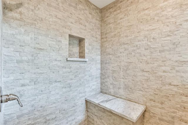 6530 Westview Drive, Houston, TX 77055