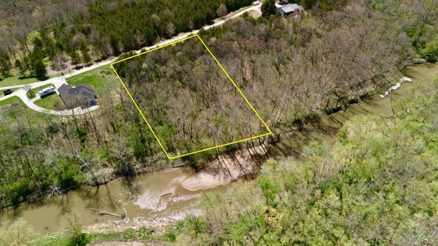 1307 TARA RD, Jefferson City, MO 65101