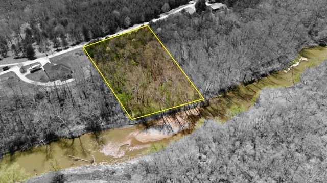 1307 TARA RD, Jefferson City, MO 65101