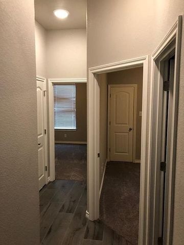 451 Silverton Drive, Granbury, TX 76049