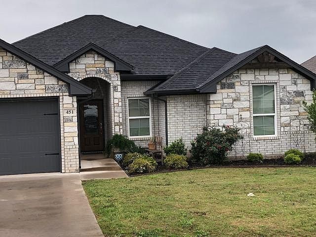 451 Silverton Drive, Granbury, TX 76049