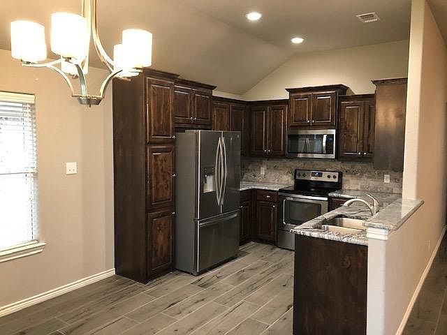 451 Silverton Drive, Granbury, TX 76049