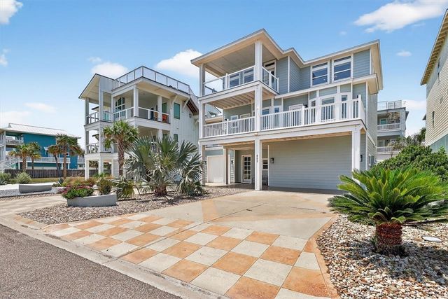 853 Oceanside Dr, Port Aransas, TX 78373