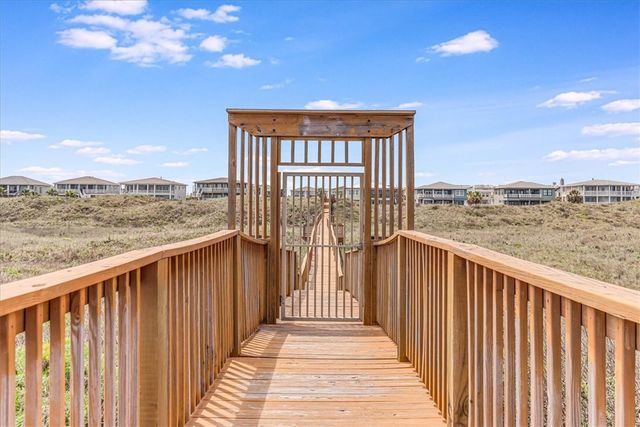 853 Oceanside Dr, Port Aransas, TX 78373