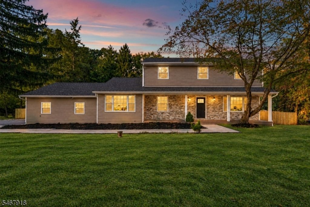 68 Johnson Dr, Montgomery Twp., NJ 08502 — exterior