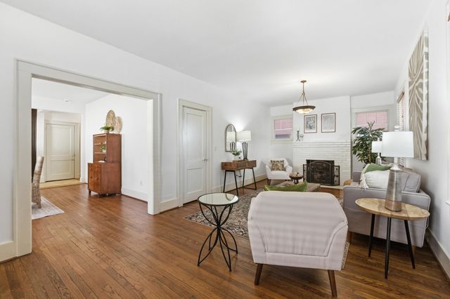 1139 E 8th Street, Chattanooga, TN 37403