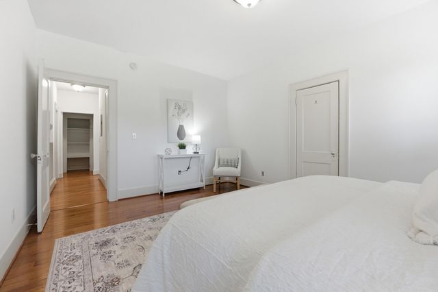1139 E 8th Street, Chattanooga, TN 37403