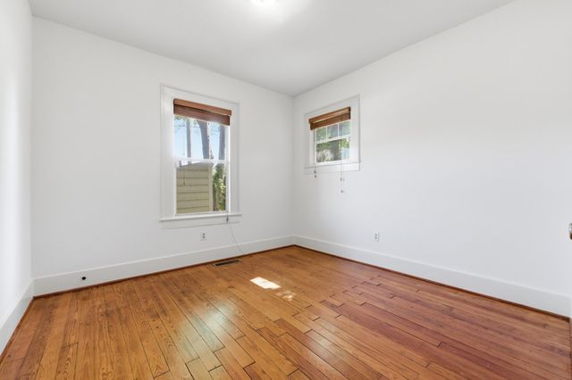 1139 E 8th Street, Chattanooga, TN 37403