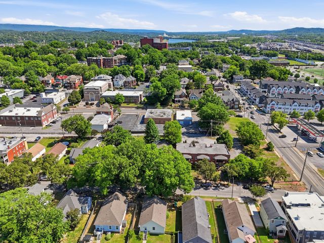 1139 E 8th Street, Chattanooga, TN 37403