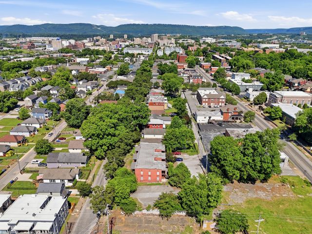 1139 E 8th Street, Chattanooga, TN 37403