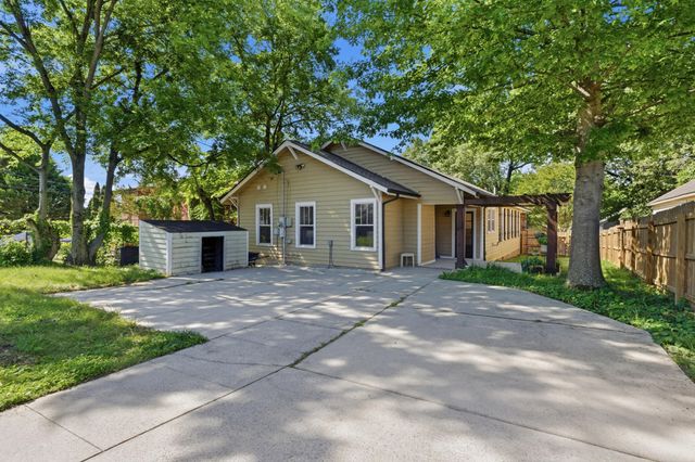 1139 E 8th Street, Chattanooga, TN 37403