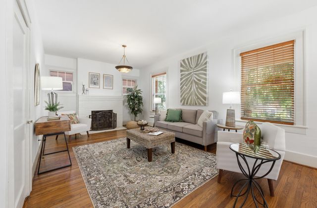 1139 E 8th Street, Chattanooga, TN 37403