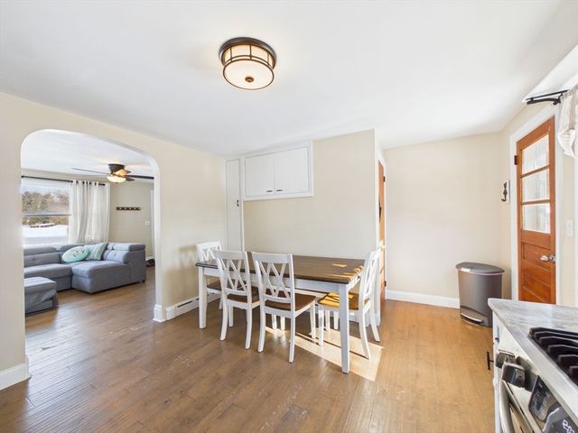 112 Lawson Ave, Acushnet, MA 02743