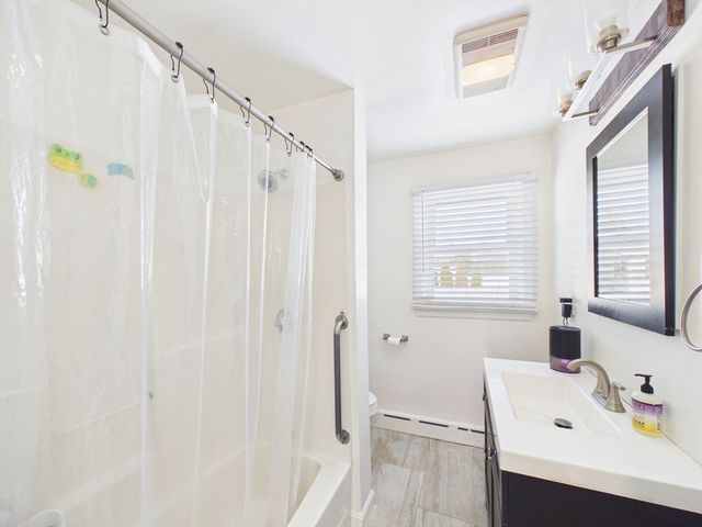 112 Lawson Ave, Acushnet, MA 02743