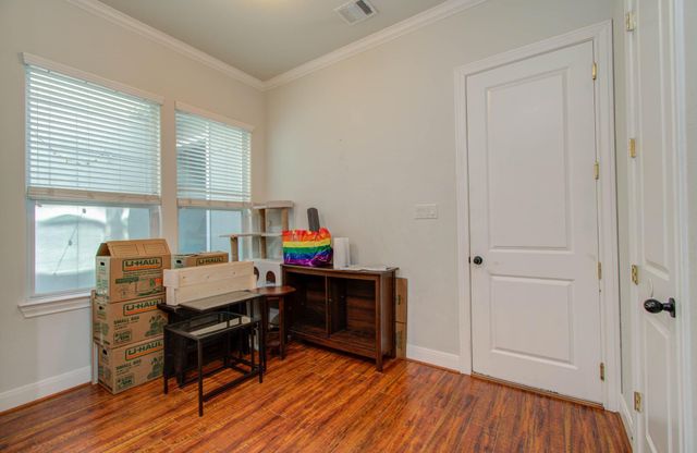 10205 Brooktree Drive, Houston, TX 77043