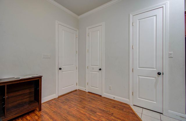 10205 Brooktree Drive, Houston, TX 77043