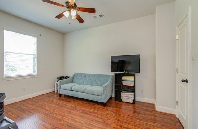 10205 Brooktree Drive, Houston, TX 77043
