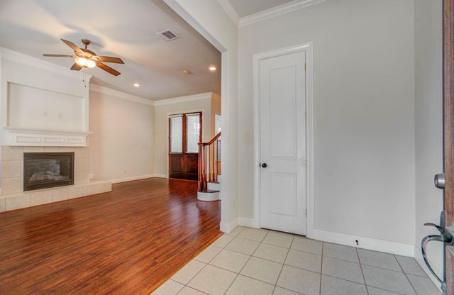 10205 Brooktree Drive, Houston, TX 77043