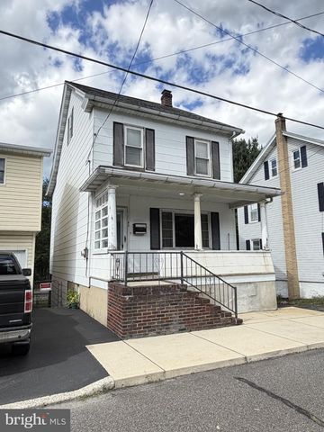 46 E MILL ST, Nesquehoning, PA 18240