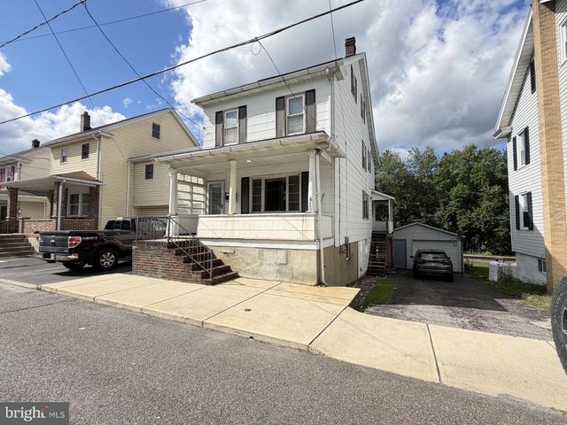 46 E MILL ST, Nesquehoning, PA 18240