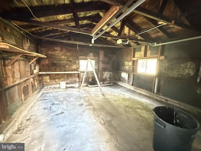 46 E MILL ST, Nesquehoning, PA 18240