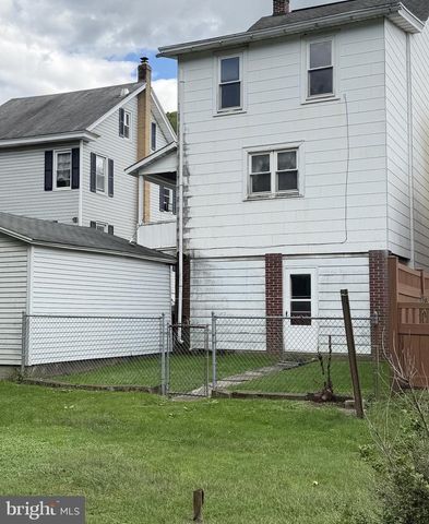 46 E MILL ST, Nesquehoning, PA 18240