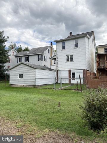 46 E MILL ST, Nesquehoning, PA 18240