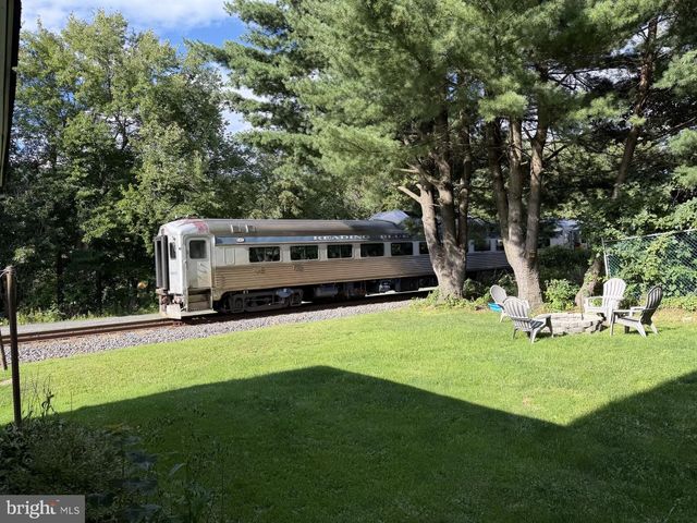 46 E MILL ST, Nesquehoning, PA 18240