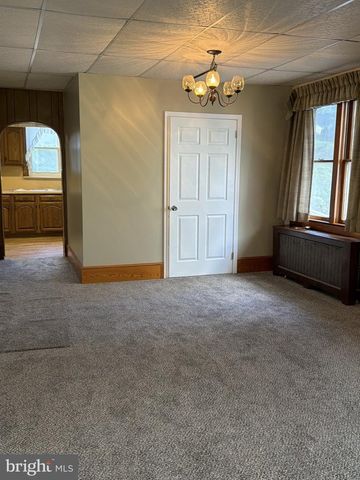 46 E MILL ST, Nesquehoning, PA 18240