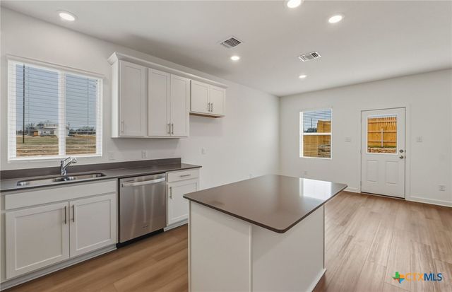 1322 Sky Ridge Court, Belton, TX 76513