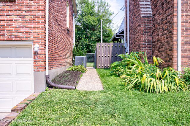 2311 Tyler Ln, Louisville, KY 40205