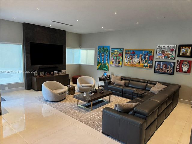 9662 SW 123rd Street, Miami, FL 33176