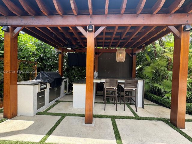 9662 SW 123rd Street, Miami, FL 33176