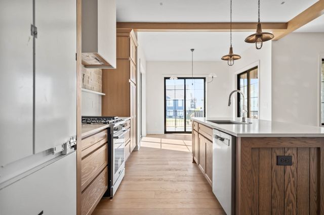 6112 NE Oak Drive, Ankeny, IA 50021