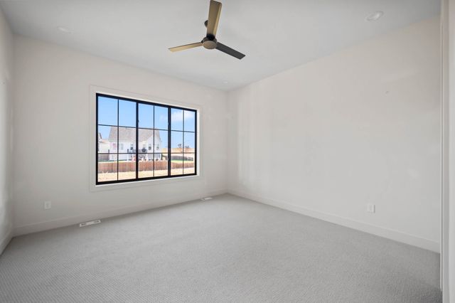 6112 NE Oak Drive, Ankeny, IA 50021