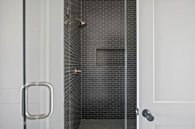 6112 NE Oak Drive, Ankeny, IA 50021