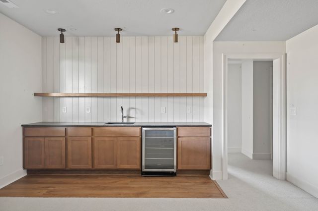 6112 NE Oak Drive, Ankeny, IA 50021