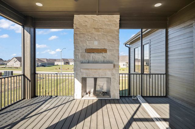 6112 NE Oak Drive, Ankeny, IA 50021