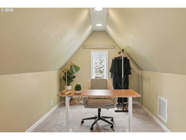 7436 N SEWARD Ave, Portland, OR 97217