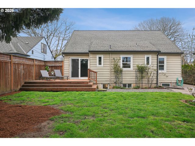 7436 N SEWARD Ave, Portland, OR 97217