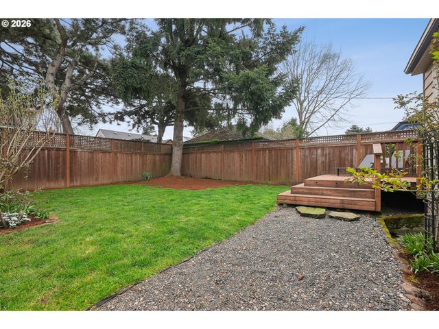 7436 N SEWARD Ave, Portland, OR 97217