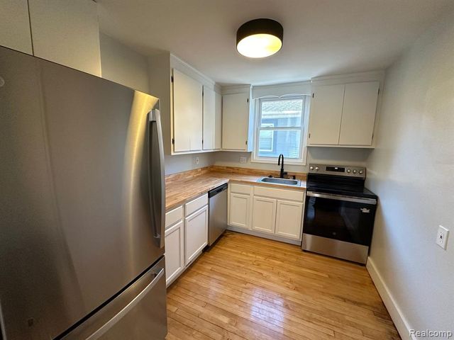 385 Vester Street, Ferndale, MI 48220