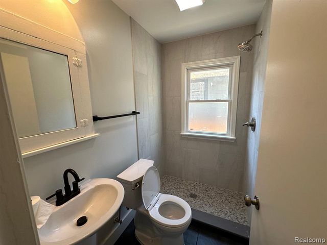 385 Vester Street, Ferndale, MI 48220